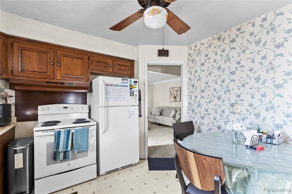 5211 Streefkerk Drive, Warren, MI 48092 — Photo 9