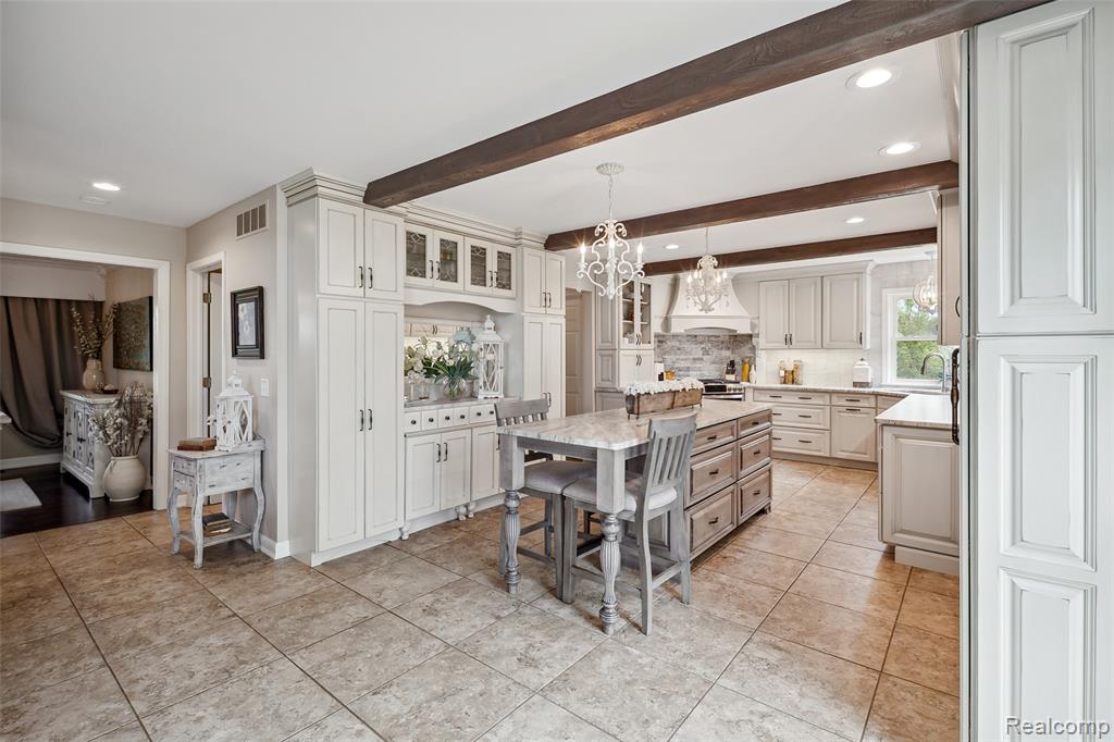945 Gray Fox Court, Howell, MI 48843 — Photo 18