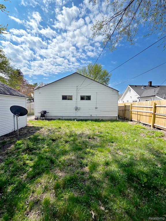 5046 Lafontaine Street, Grosse Pointe, MI 48236 — Photo 2