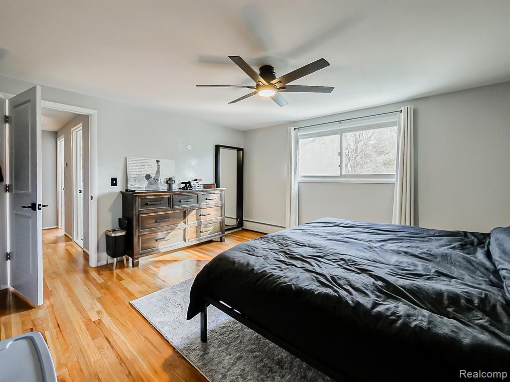 15958 Shadyside Drive, Livonia, MI, 48154