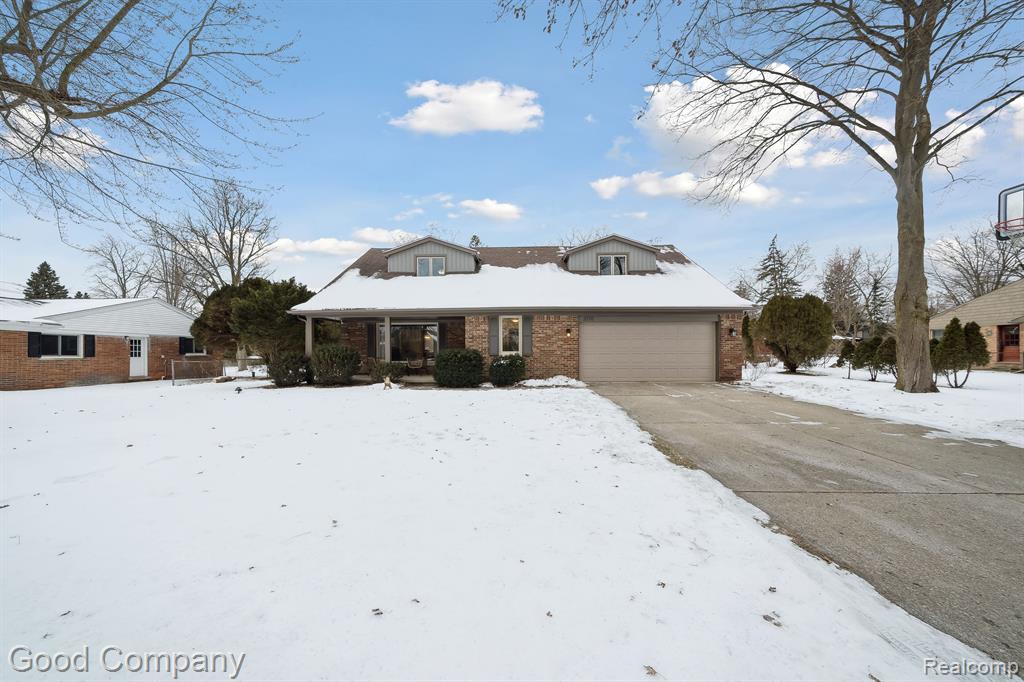 3370 INDIANDALE Drive, Orchard Lake Village, MI 48324 — Photo 7