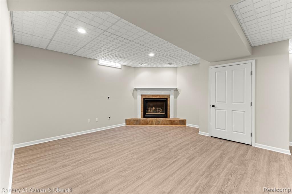 48369 Wadebridge Drive, Canton, MI 48187 — Photo 55
