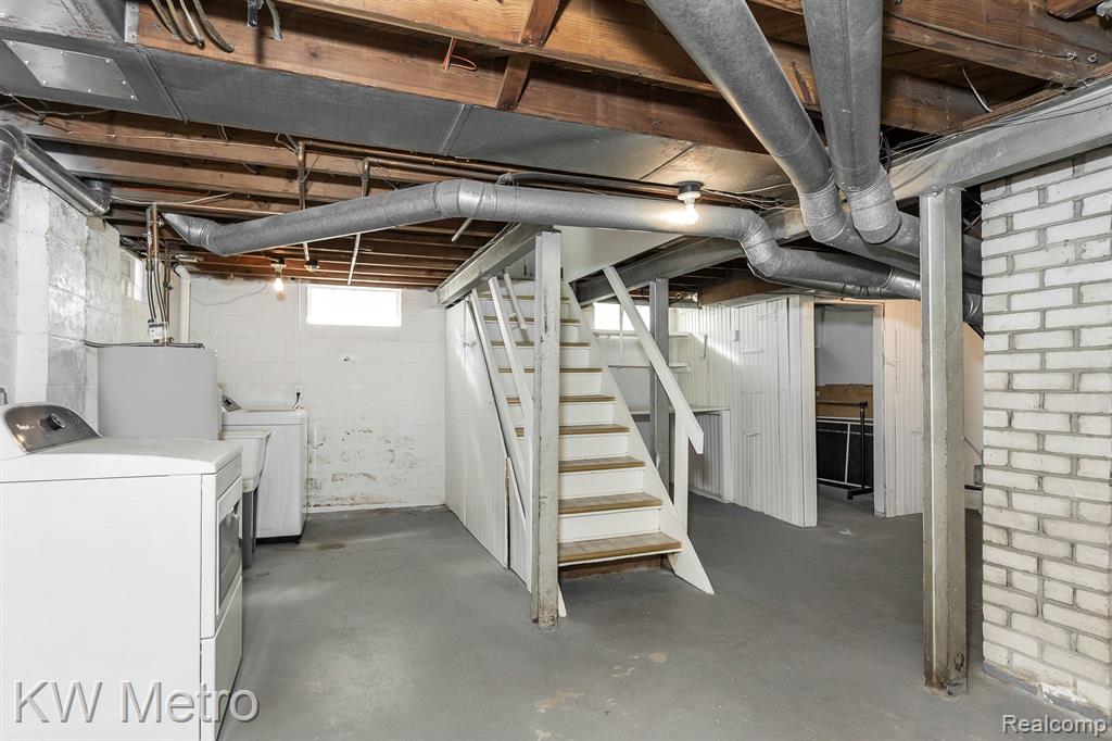 706 N REMBRANDT Avenue, Royal Oak, MI 48067 — Photo 30