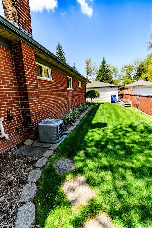 4218 Pardee Avenue, Dearborn Heights, MI 48125 — Photo 40