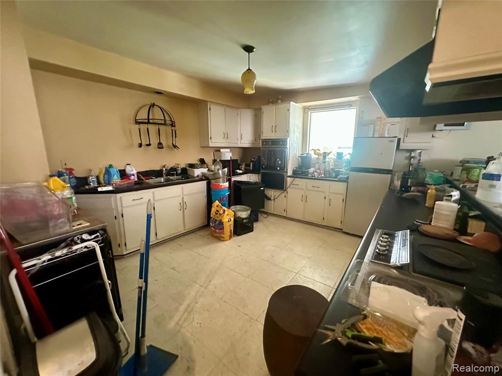 3845 Lakewood Street, Detroit, MI 48215 — Photo 4