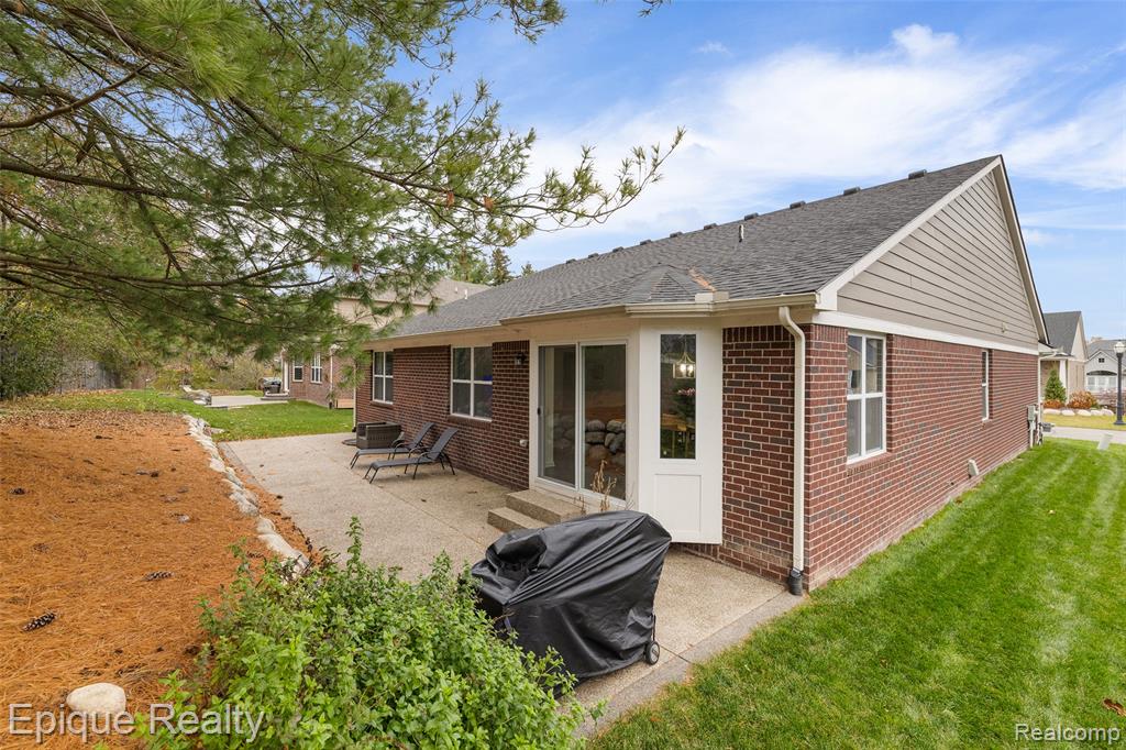 86 Crosbie, Lake Orion, MI 48362 — Photo 7