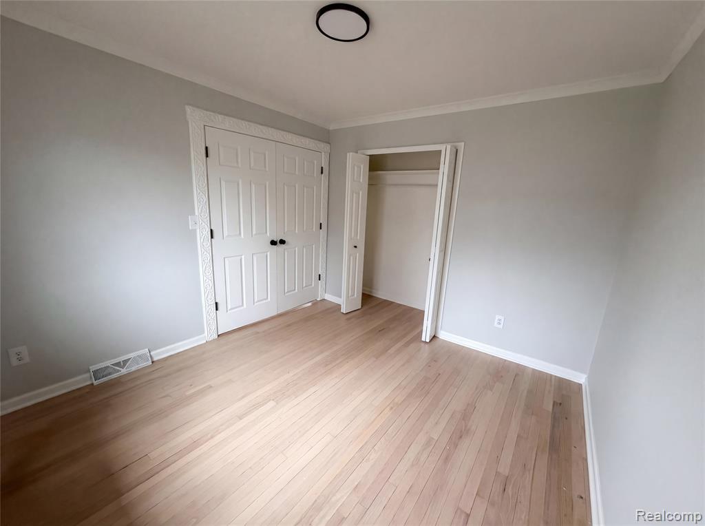 916 Longfellow Avenue, Royal Oak, MI 48067 — Photo 17