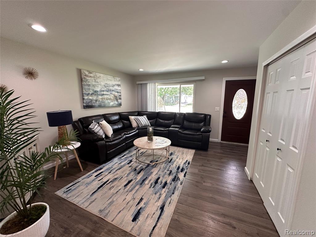 8706 Cologne Drive, Sterling Heights, MI 48314 — Photo 5