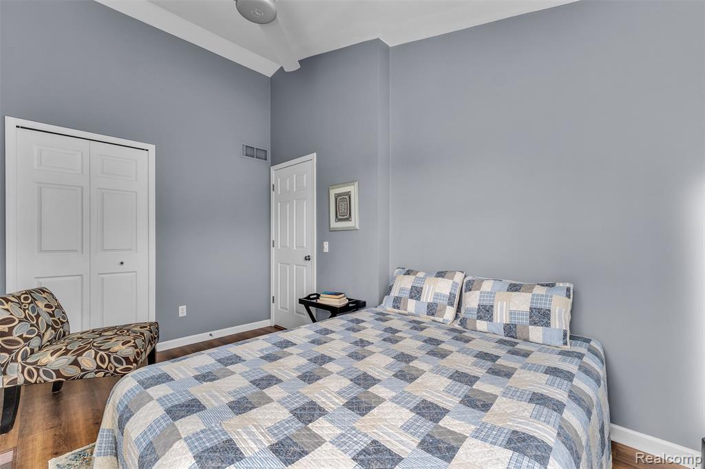 944 S Parkwood Drive, South Lyon, MI 48178 — Photo 39