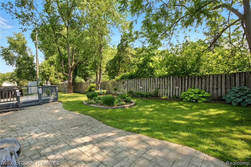 7950 Sandmar Lane, Davisburg, MI 48350 — Photo 29