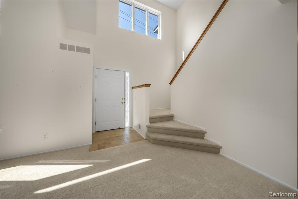 600 Akram, Oxford, MI 48371 — Photo 5
