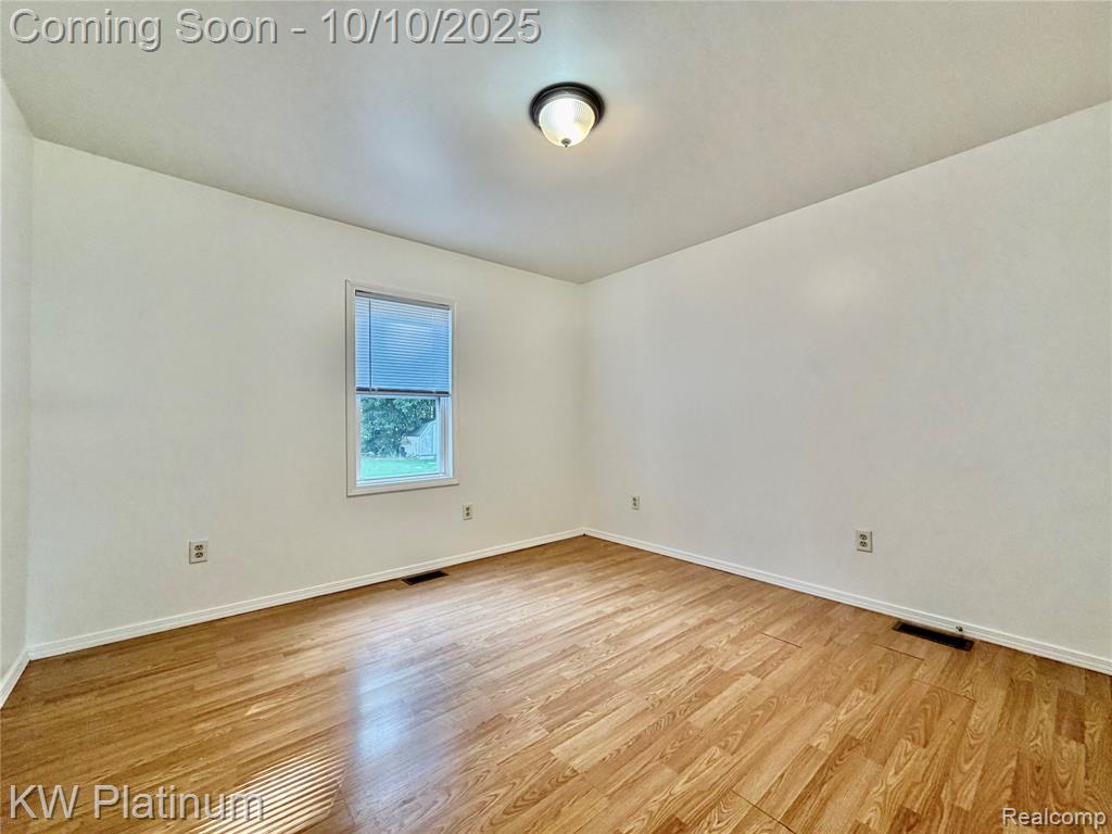 6493 Benoit Road, Clay, MI 48001 — Photo 12