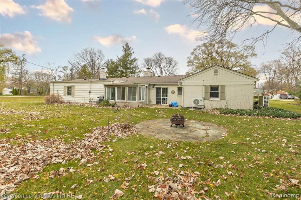16219 Elizabeth Street, Beverly Hills, MI 48025 — Photo 24