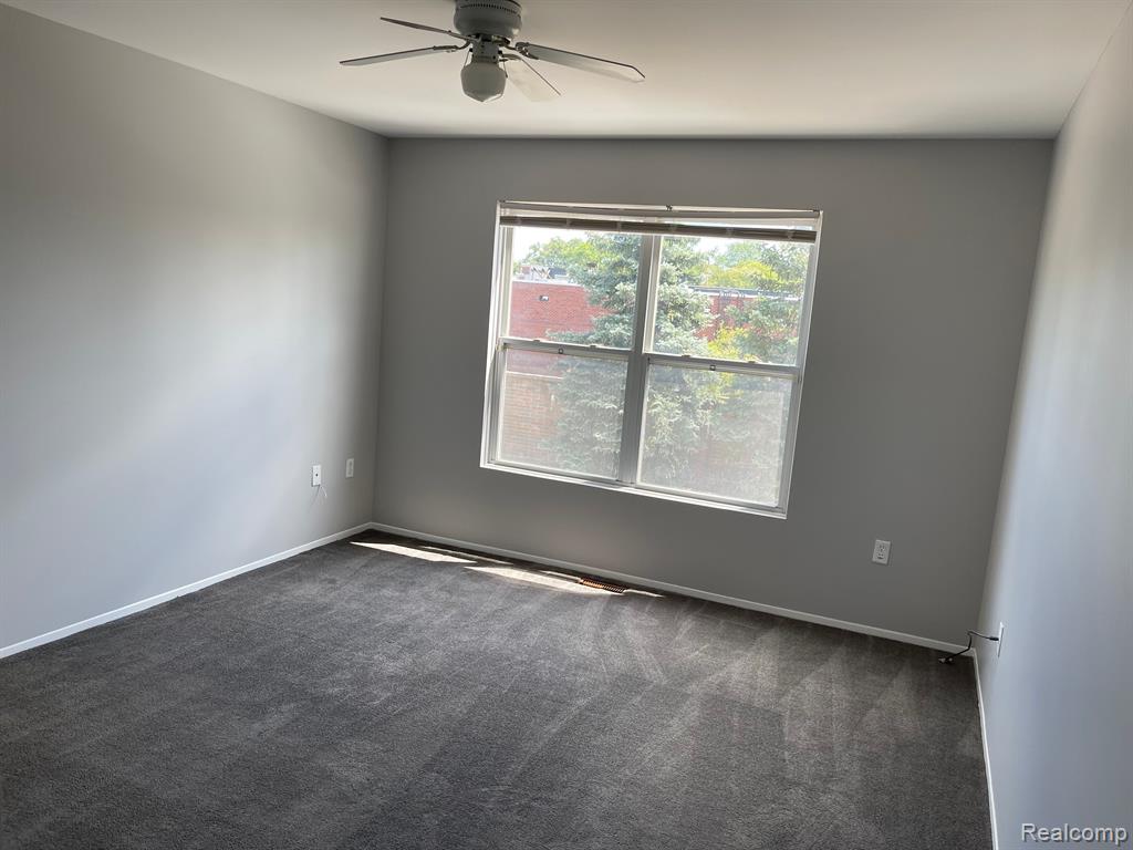 23380 GRAYSON Drive, Southfield, MI 48075 — Photo 10