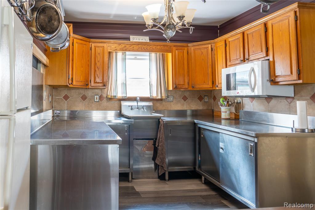 508 Saint Marys Avenue, Monroe, MI 48162 — Photo 10