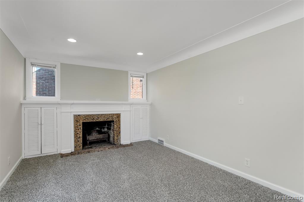 19168 Berden, Grosse Pointe, MI 48236 — Photo 2