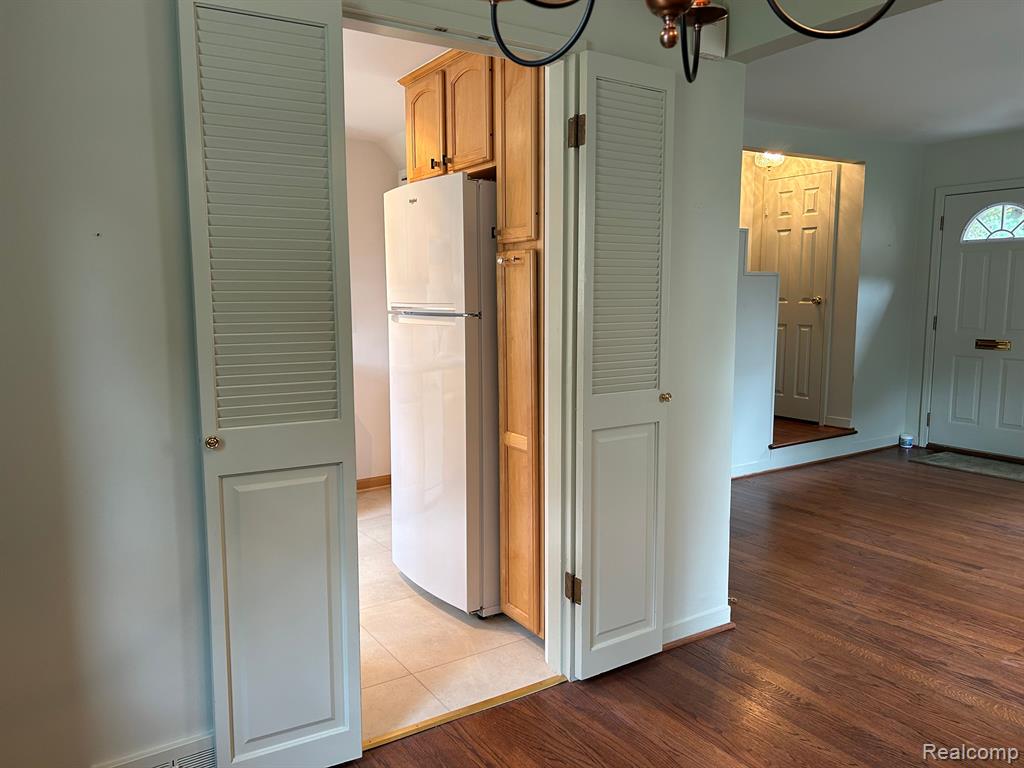 719 N ETON Street, Birmingham, MI 48009 — Photo 6