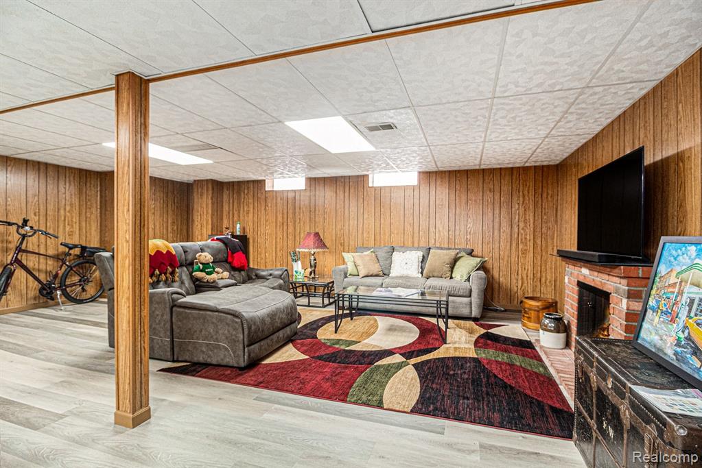 4475 Lincoln Boulevard, Dearborn Heights, MI 48125 — Photo 19