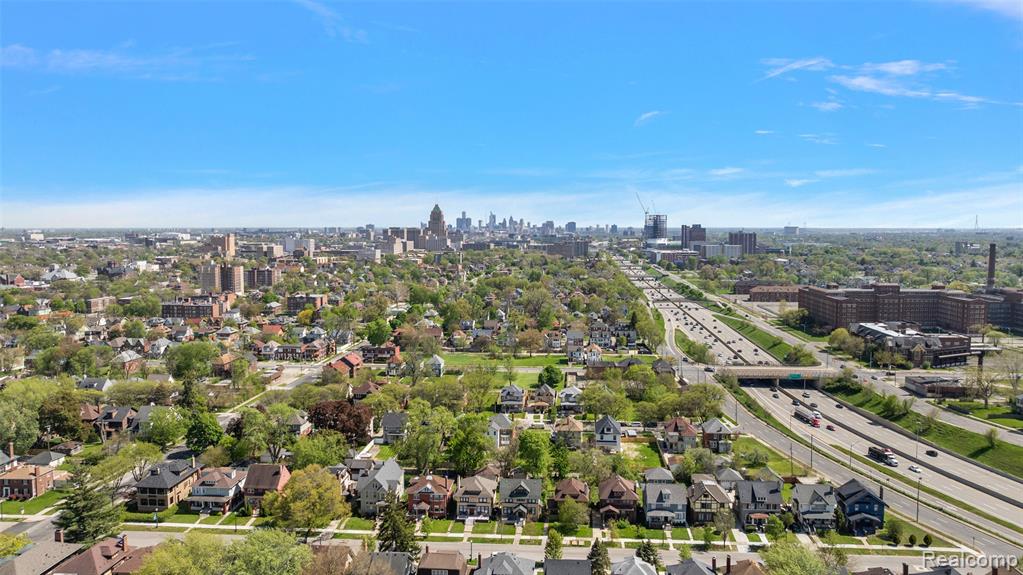 867 Edison Street, Detroit, MI 48202 — Photo 37