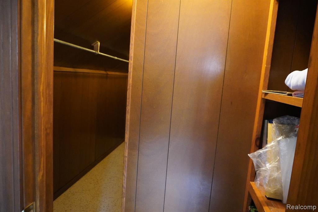 8098 SUNBURST, Center Line, MI 48015 — Photo 16