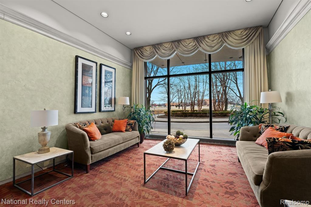 5000 Town Center, 408, Southfield, MI 48075 — Photo 22