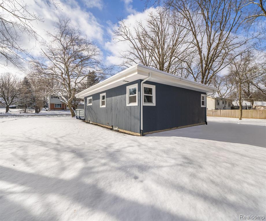 3175 LORRAINE Street, Ann Arbor, MI 48108 — Photo 3