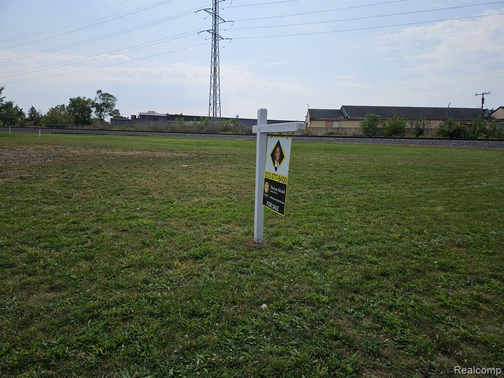 7750 MORROSS, Dearborn, MI 48126 — front exterior