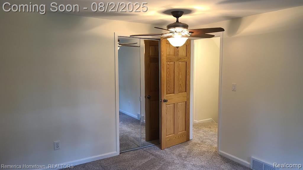 8736 Ringwood Drive, Commerce Twp, MI 48382 — Photo 18