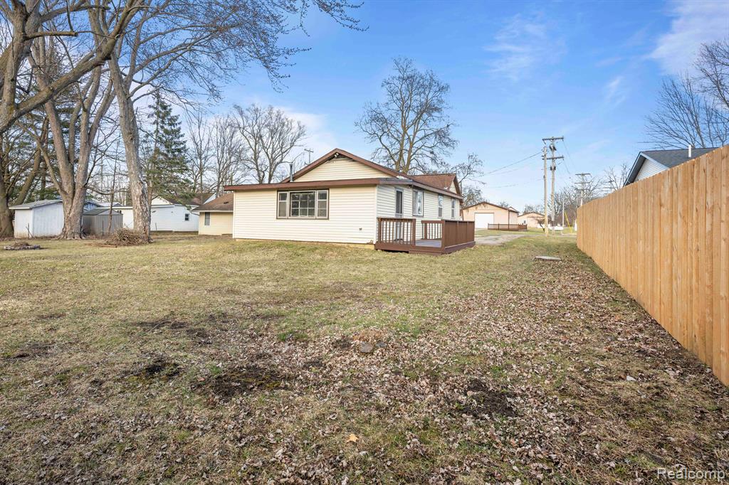 410 S Woodworth Street, Corunna, MI 48817 — Photo 34