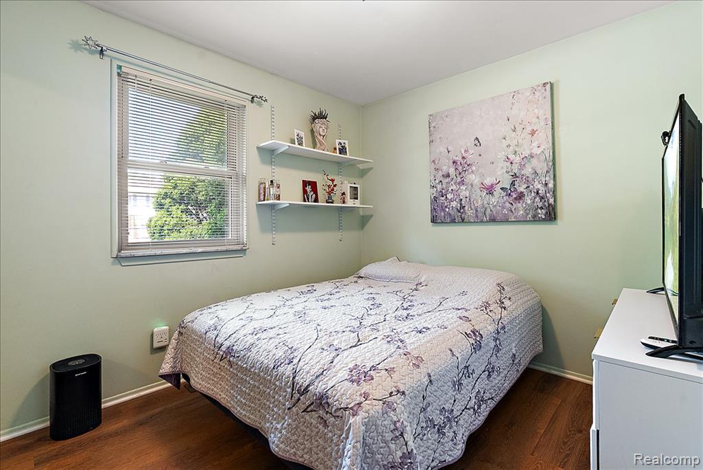5242 Mansfield Avenue, Sterling Heights, MI 48310 — Photo 23