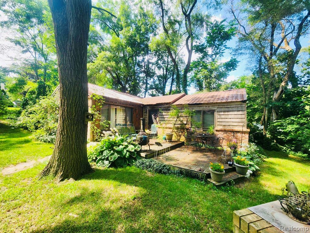 8092 Halfway Drive, Brighton, MI 48116 — Photo 19