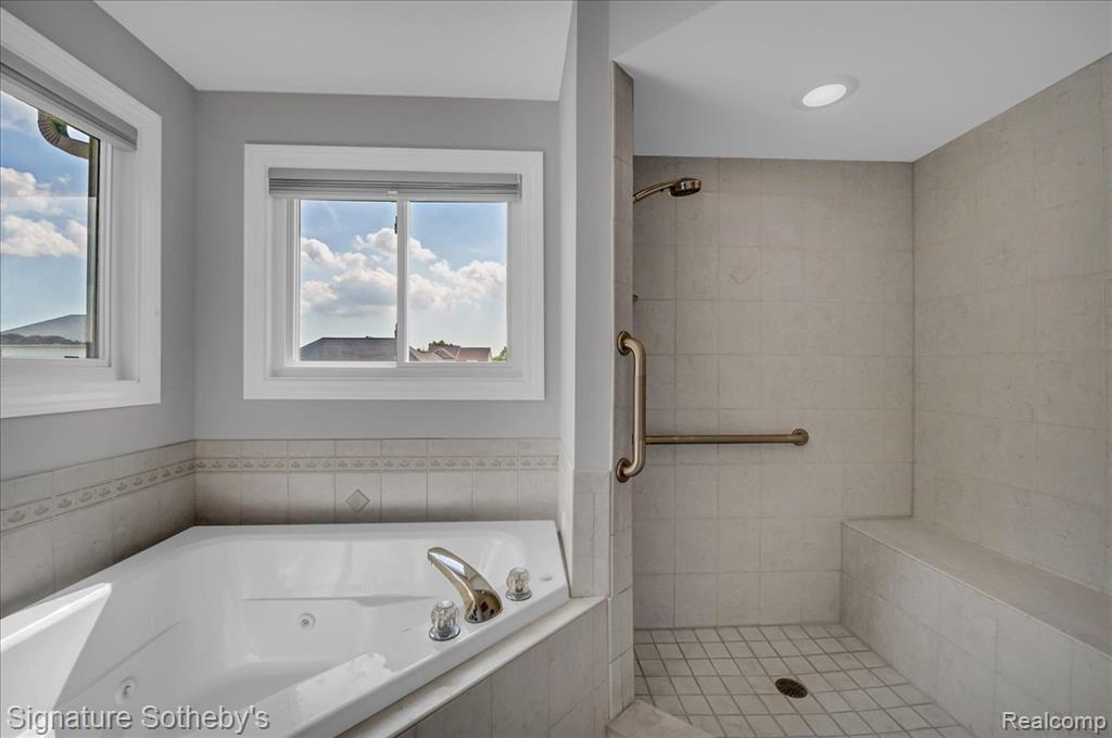 50388 Nantwich Drive, Macomb, MI 48044 — Photo 20