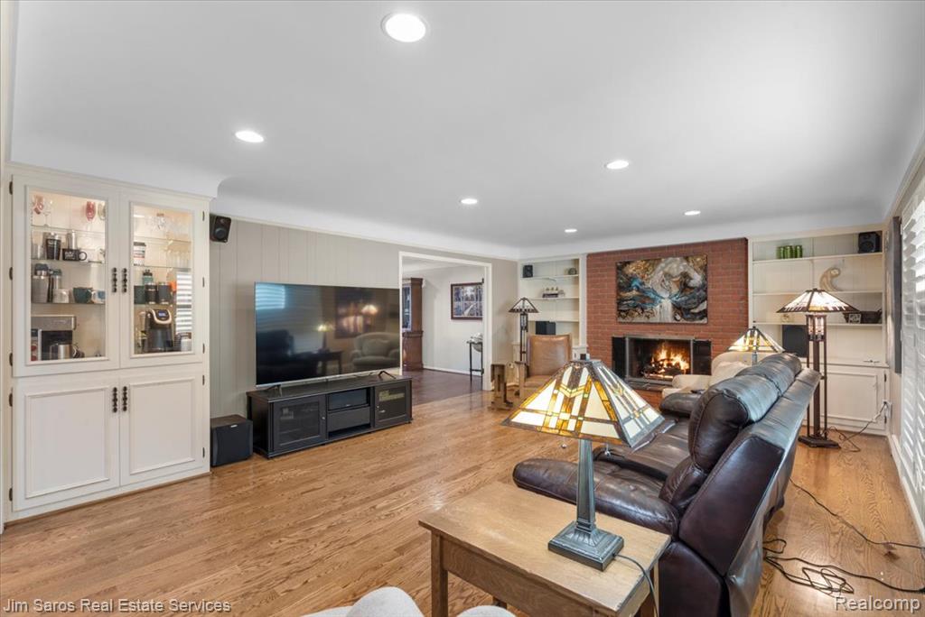 75 S Duval Road, Grosse Pointe Shores, MI 48236 — Photo 14