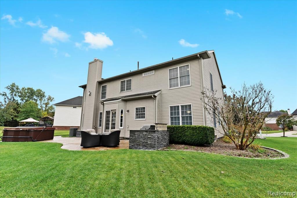 1077 Polo Drive, South Lyon, MI 48178 — Photo 38