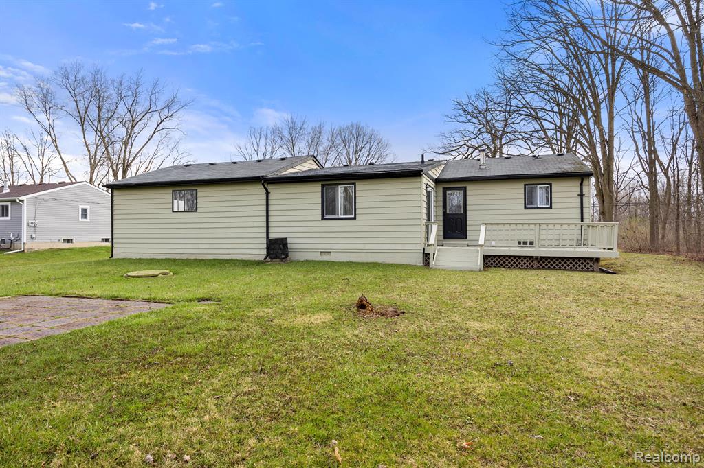 63325 Place Road, Lenox, MI 48050 — Photo 31
