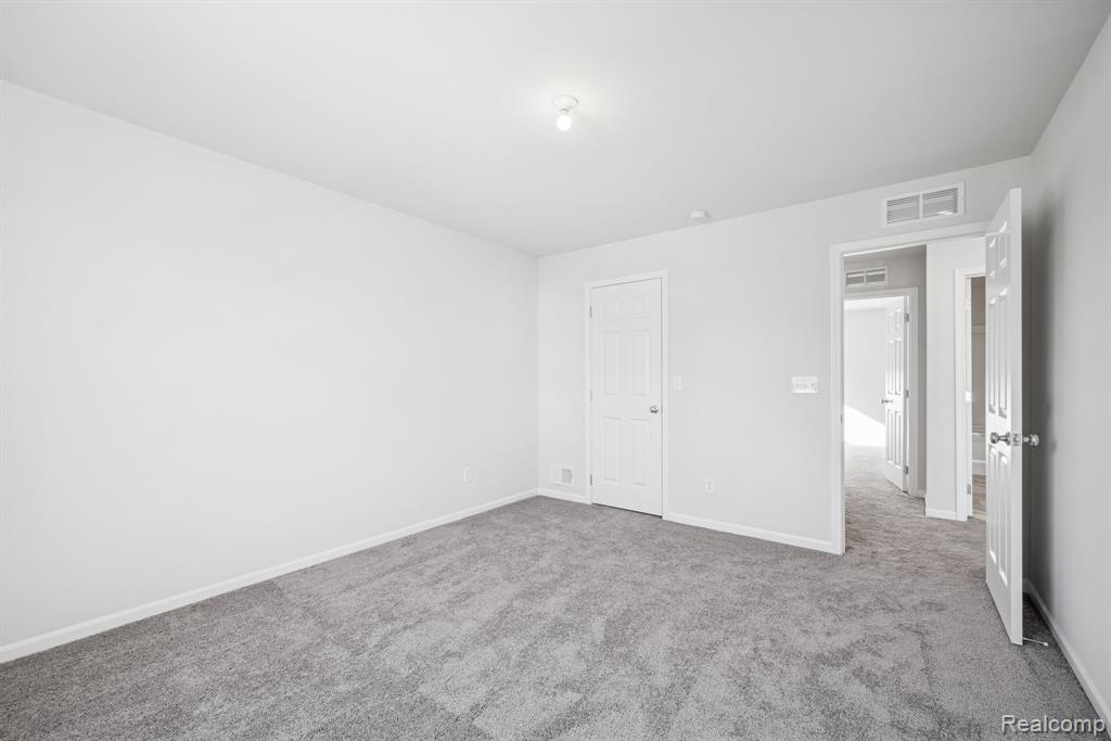 719 Knollwood Bend, Chelsea, MI 48118 — Photo 23