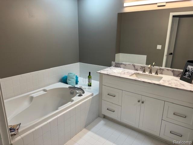 42833 Christina Drive, 115, Sterling Heights, MI 48313 — Photo 13