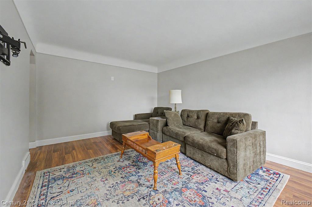 9952 Park Avenue, Allen Park, MI 48101 — Photo 4