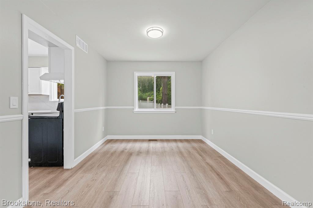 5652 Tequesta Drive, West Bloomfield, MI 48323 — Photo 22