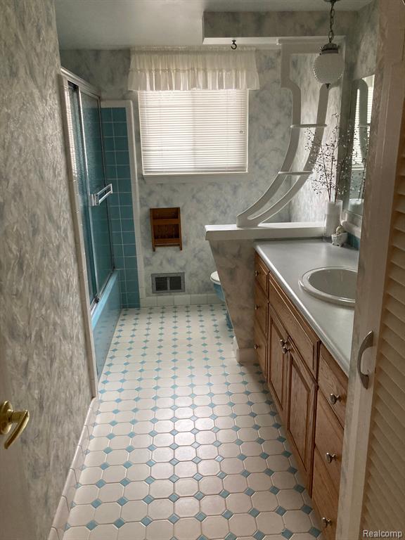 53377 DRYDEN Street, Shelby Twp, MI 48316 — Photo 18