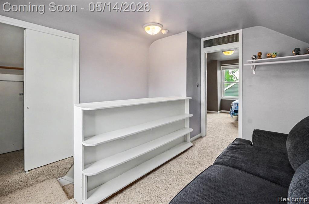 21900 Revere Street, Saint Clair Shores, MI 48080 — Photo 11