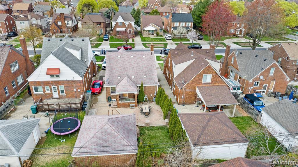 7716 W MORROW Circle, Dearborn, MI 48126 — Photo 45