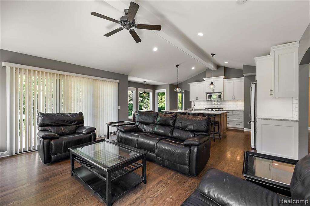 6591 Tree Knoll Drive, Troy, MI 48098 — Photo 20