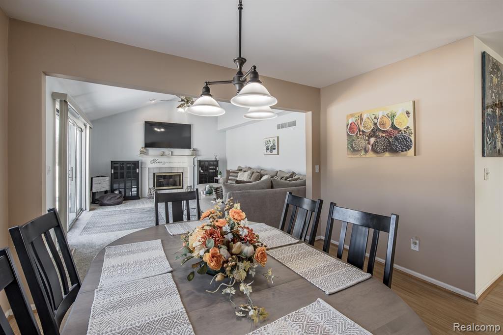 4930 Fox Chase Drive, White Lake, MI 48383 — Photo 12