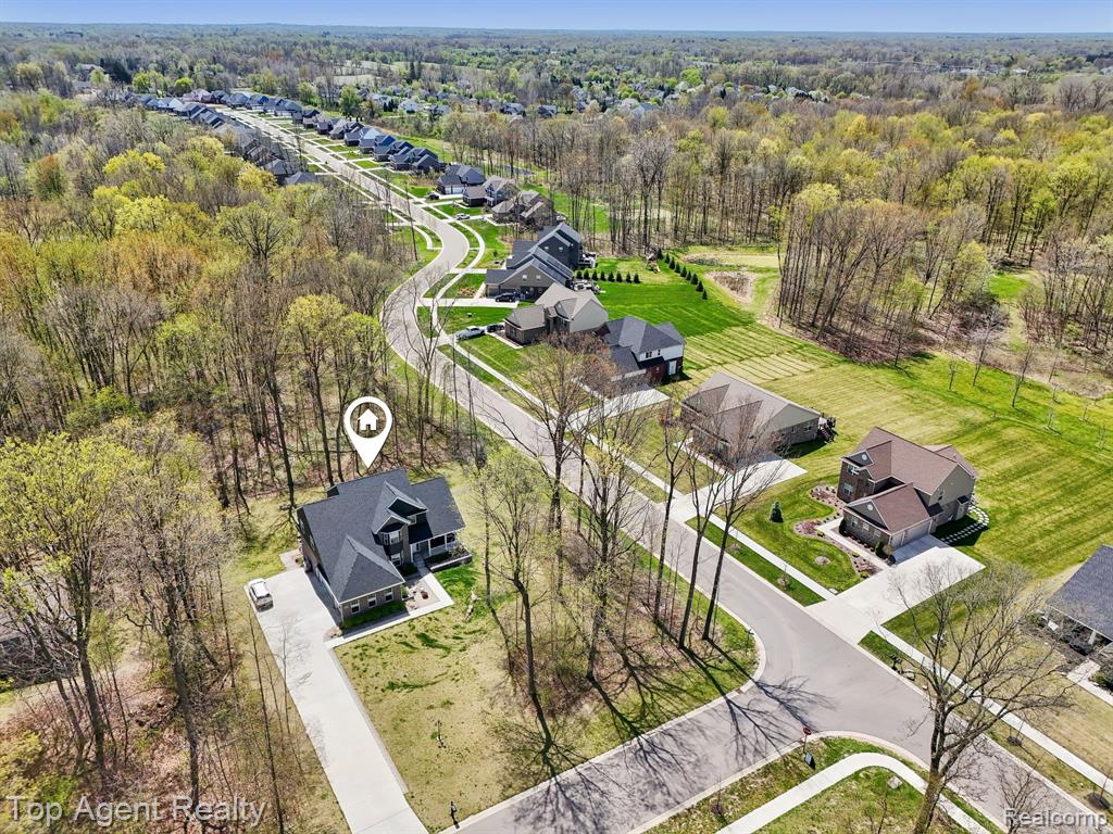 59419 DEER HAVEN Drive, South Lyon, MI 48178 — Photo 39