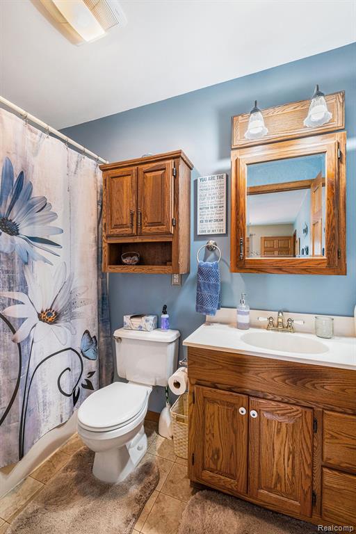 6063 E MAPLE Avenue, Grand Blanc, MI 48439 — Photo 12