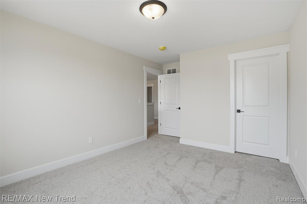 2100 Crested Butte Drive, White Lake, MI 48383 — Photo 38