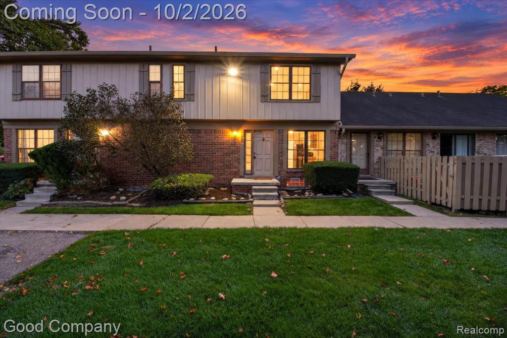 861 Langdon Court, Rochester Hills, MI 48307
