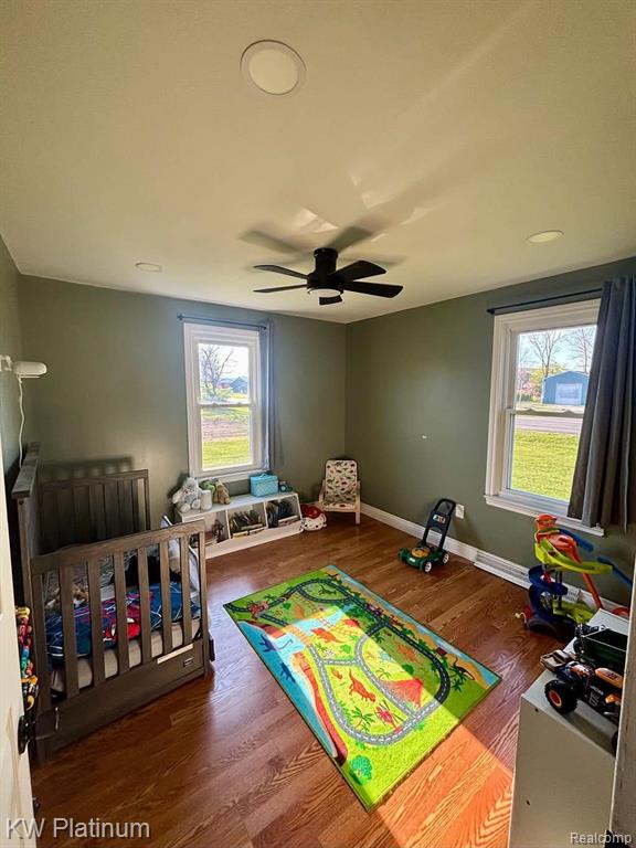 3261 Keewahdin Road, Fort Gratiot, MI 48059 — Photo 9