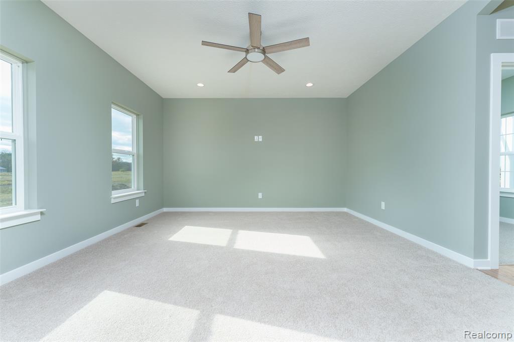 570 W Wildwood Drive, Owosso, MI 48867 — Photo 8